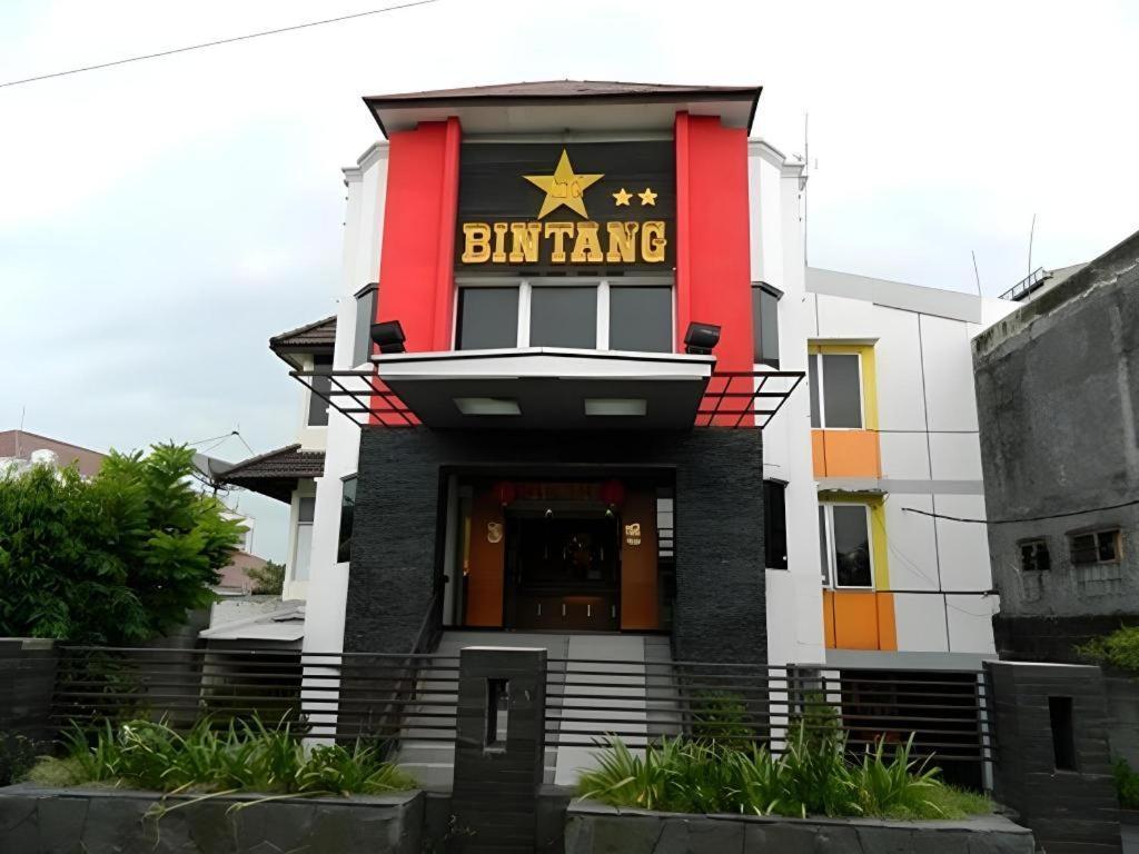 Hotel Bintang Surakarta  Bagian luar foto